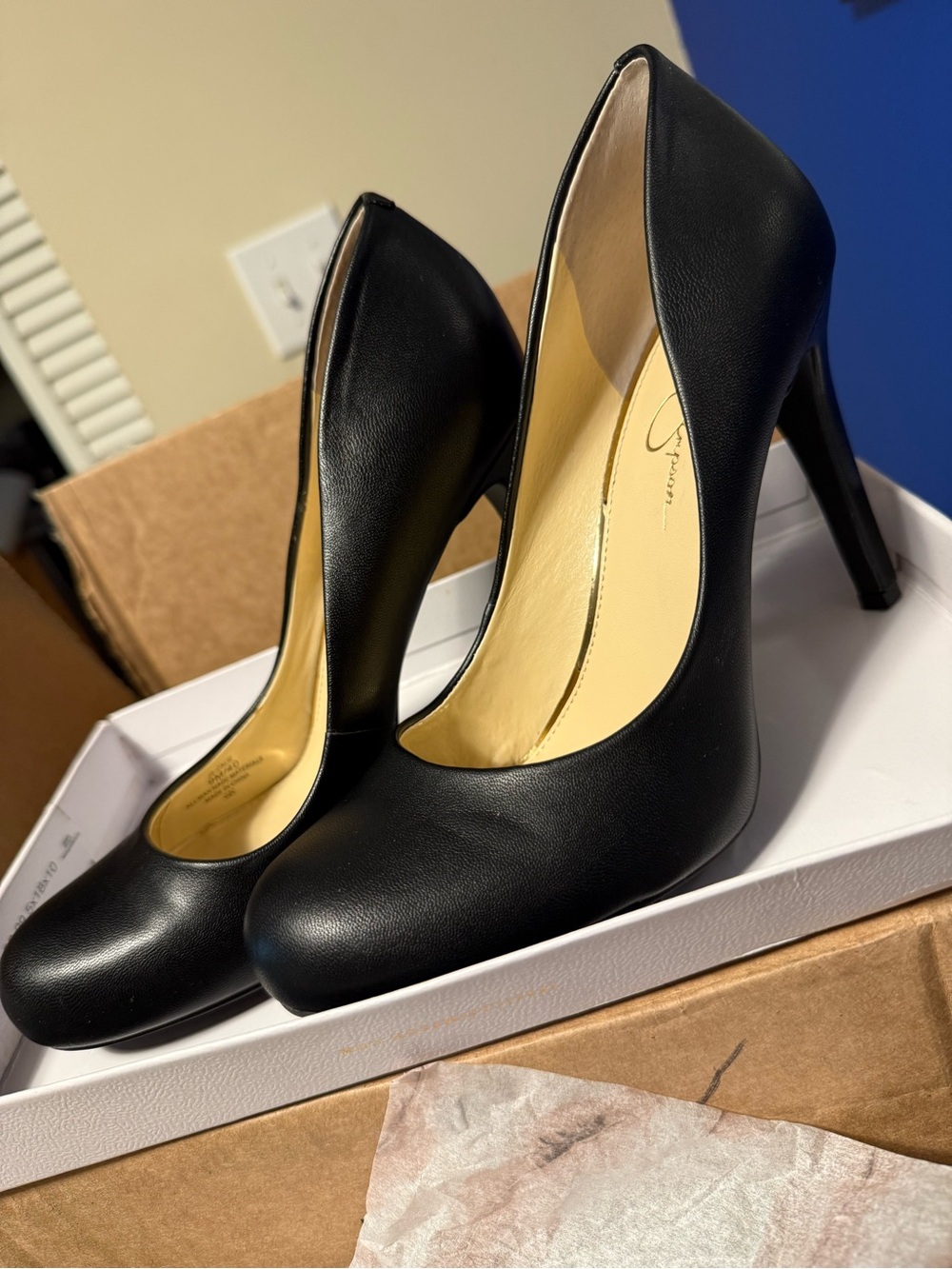 Jessica Simpson CALIE Black